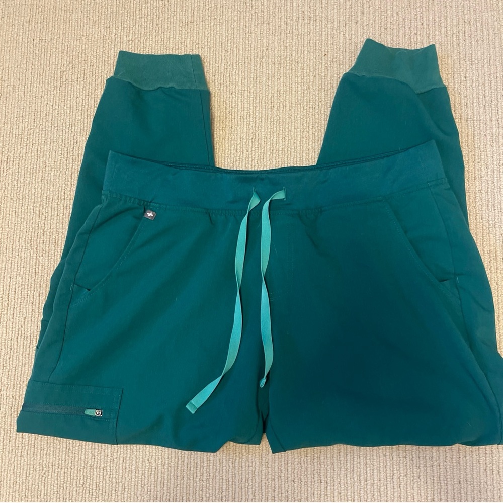 Figs technical scrubs pant